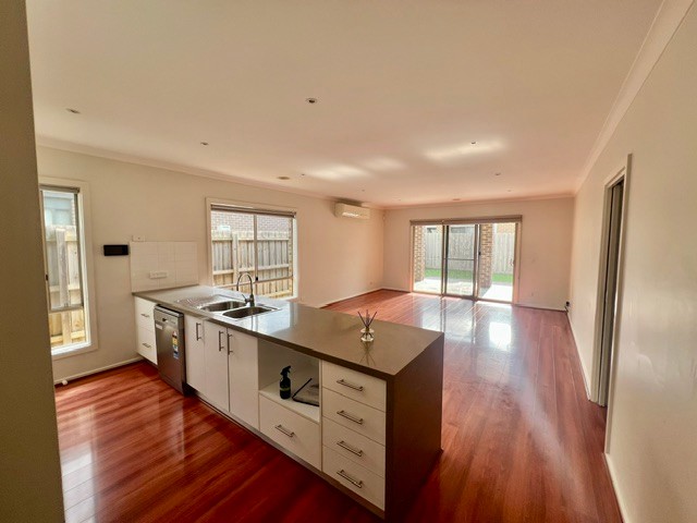 168 Warralily Boulevard, Armstrong Creek, VIC 3217 - Thumbnail 2 - 28/05/2026