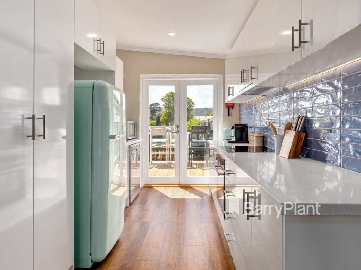 169 Ninth Avenue, Rosebud, VIC 3939, Rosebud - Thumbnail 4