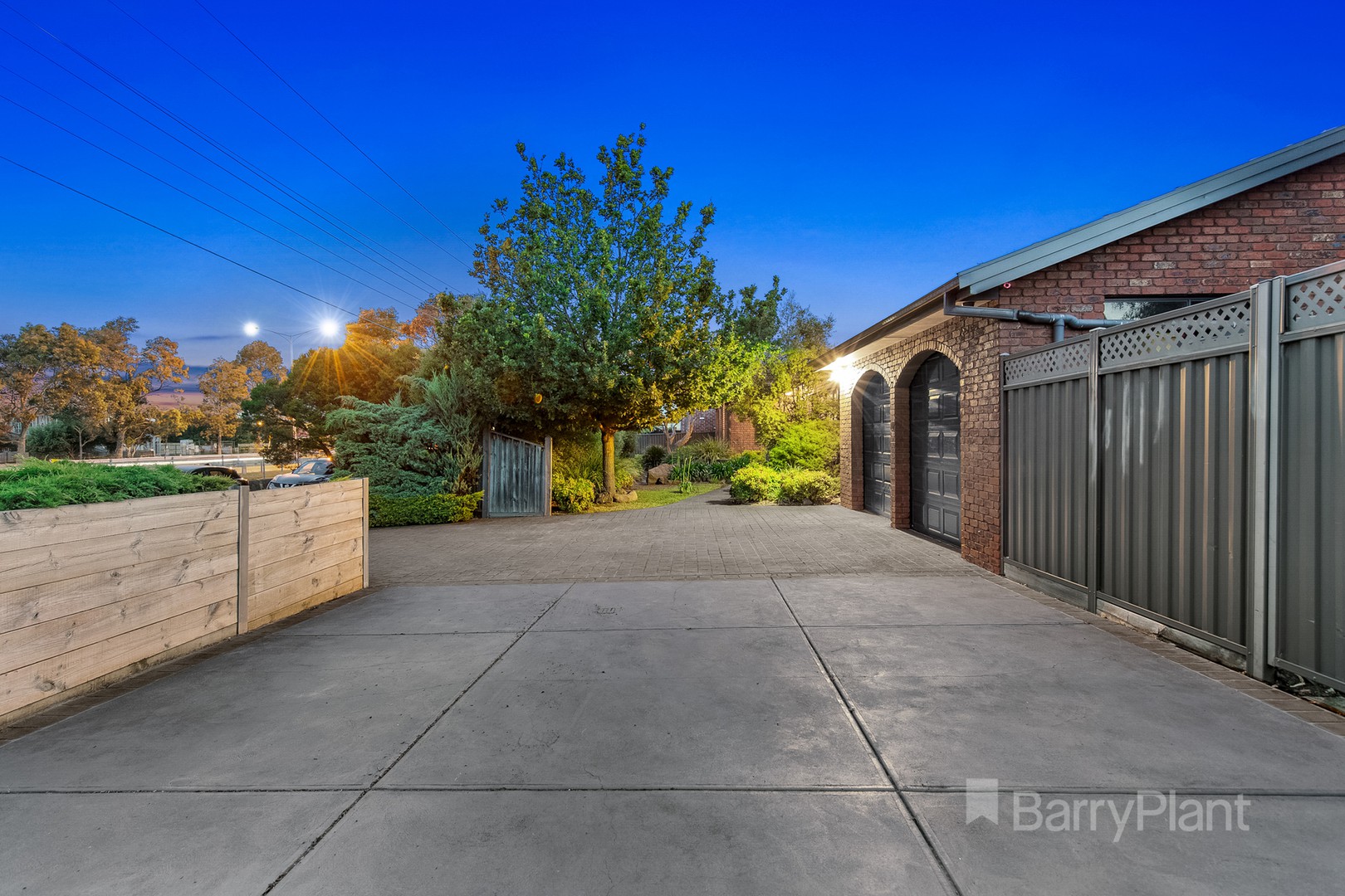 169 Sunshine AvenueSt Albans, VIC 3021, St Albans - Thumbnail 2