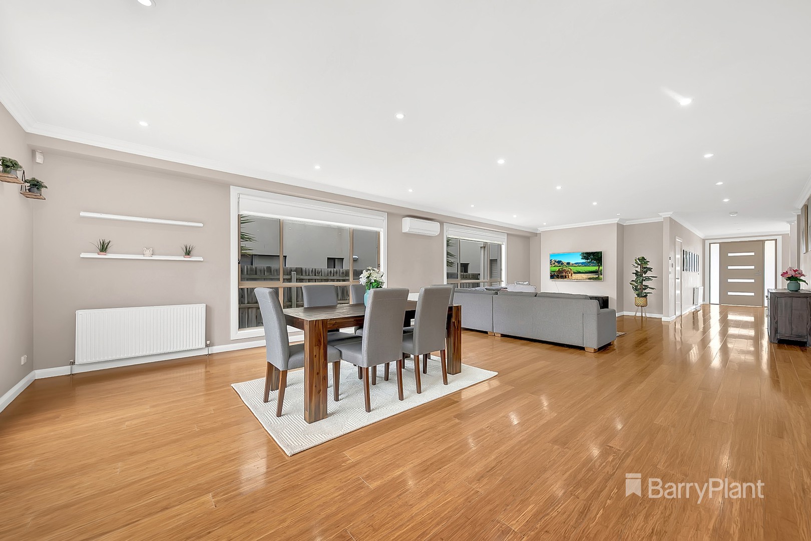 169 The Lakes BoulevardSouth Morang, VIC 3752, South Morang - Thumbnail 8