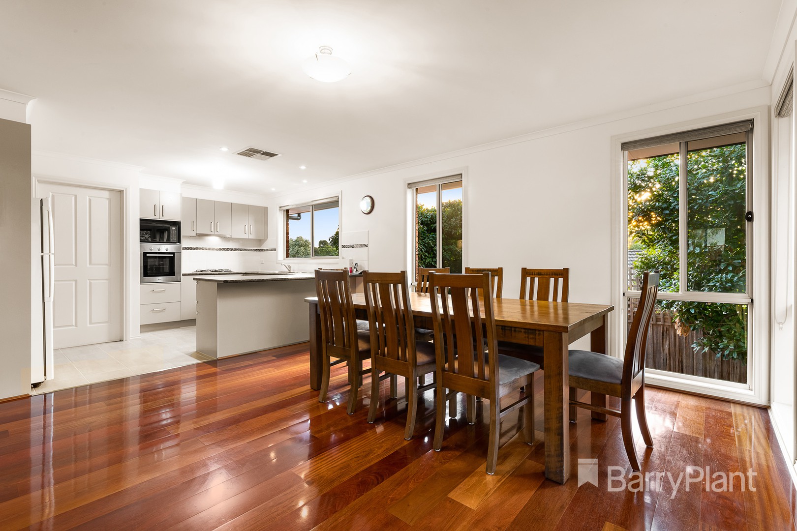 16A Greenville Street, Mooroolbark, VIC 3138, Mooroolbark - Thumbnail 3