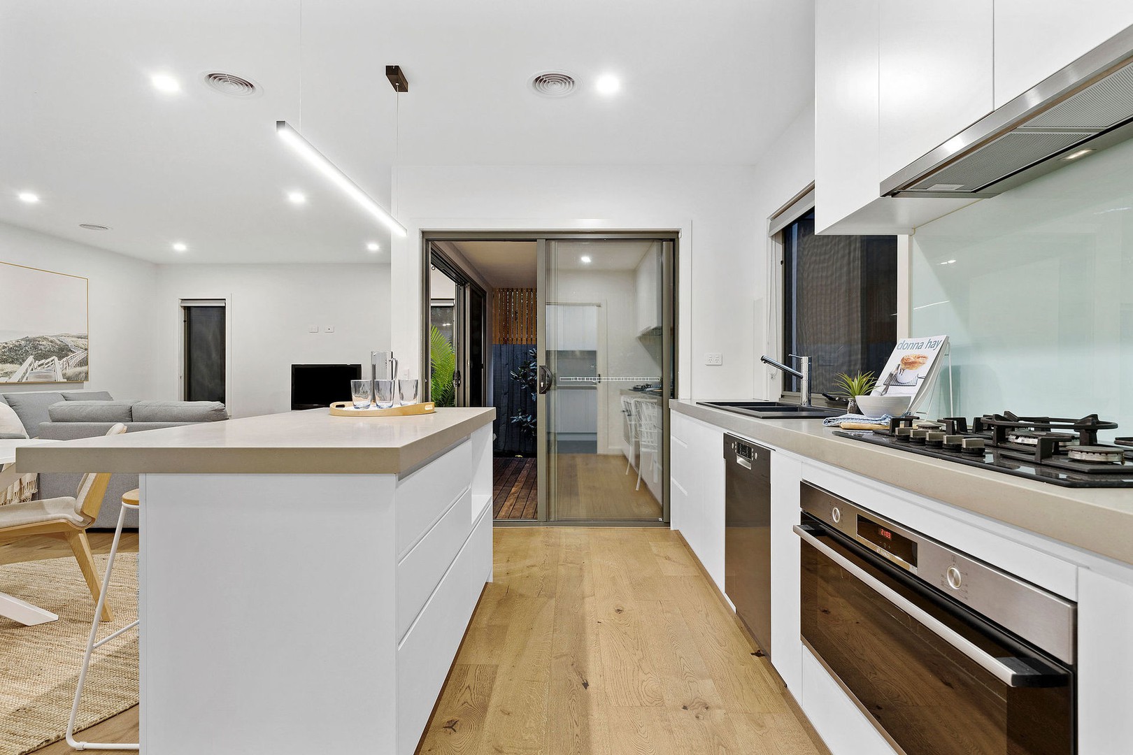 16A Lindrum Road, Frankston, VIC 3199, Frankston - Thumbnail 3