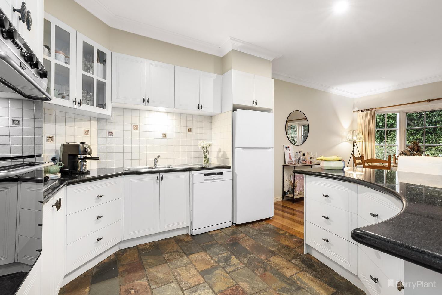 16A Premier Avenue, Vermont, VIC 3133, Vermont - Thumbnail 4