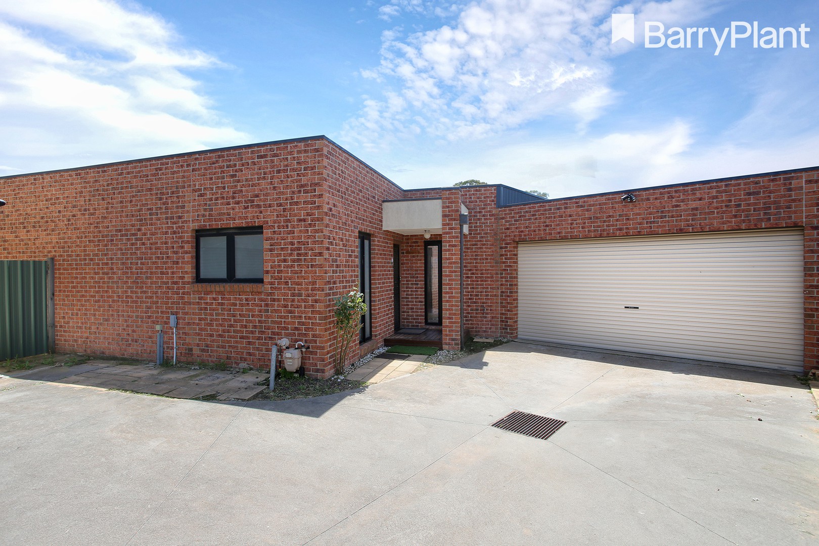 16A Sedgwick Court, Lynbrook, VIC 3975 - Thumbnail 2 - 30/04/2025