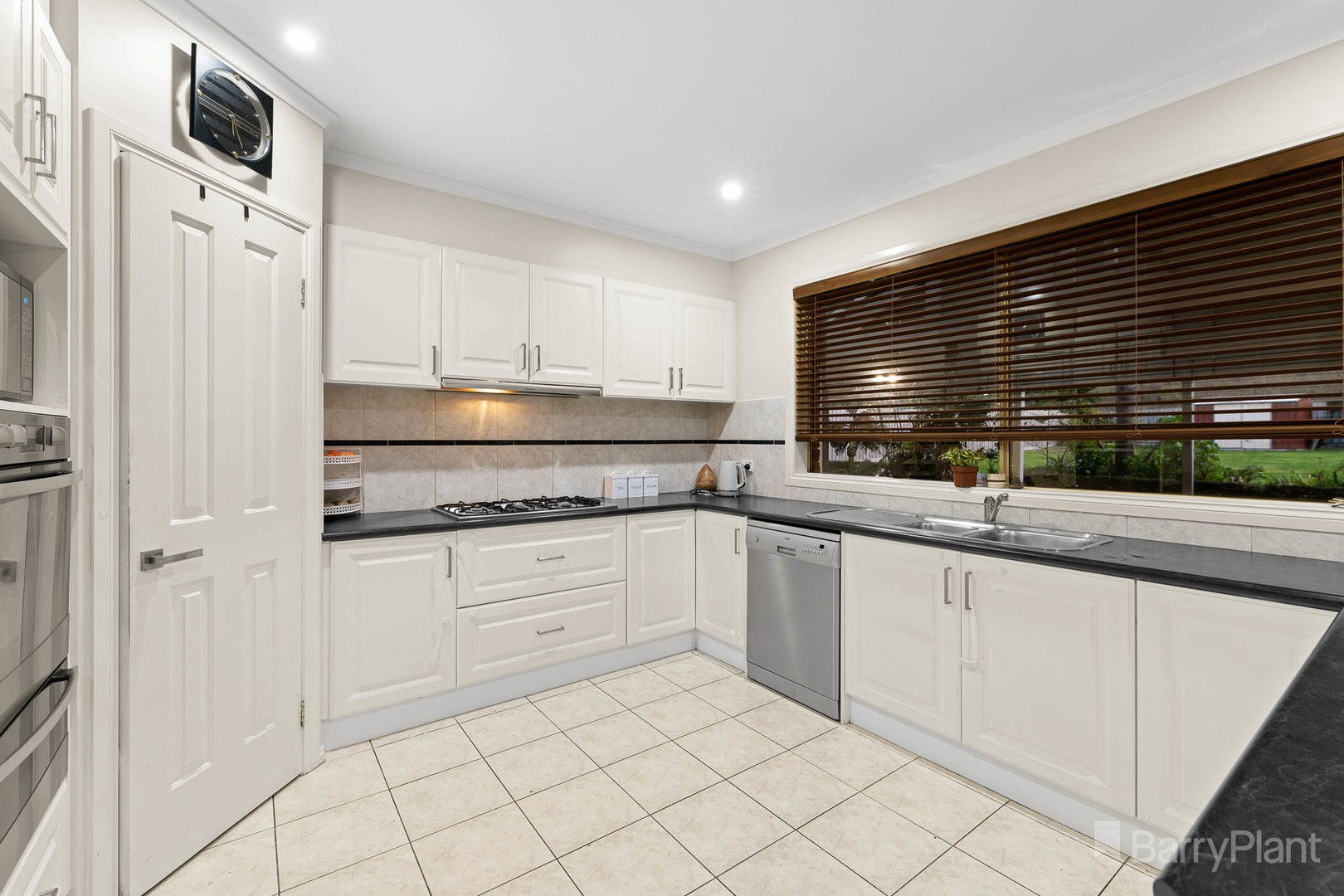 17-19 Brookvale Close, Beaconsfield, VIC 3807, Beaconsfield - Thumbnail 3