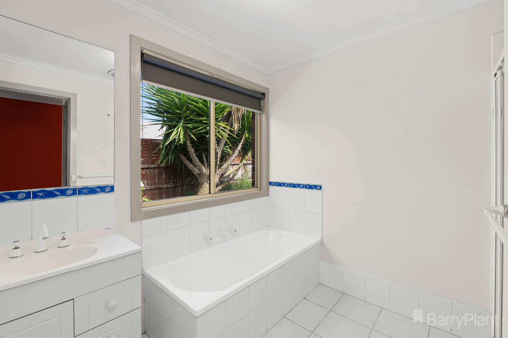 17 Abercairn Drive, Narre Warren South, VIC 3805, Narre Warren South - Thumbnail 6
