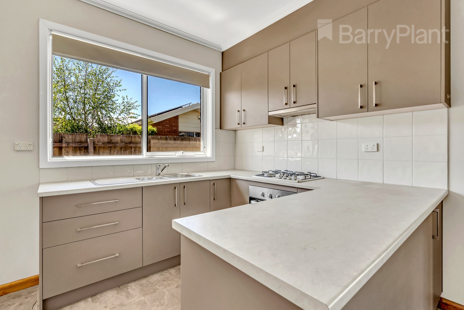 17 Aberdeen Street, Reservoir, VIC 3073, Reservoir - Thumbnail 4