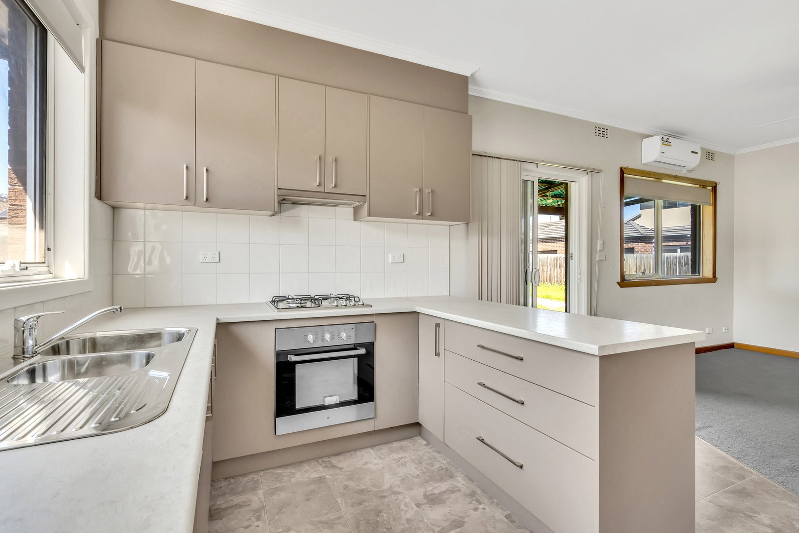 17 Aberdeen StreetReservoir, VIC 3073, Reservoir - Thumbnail 7