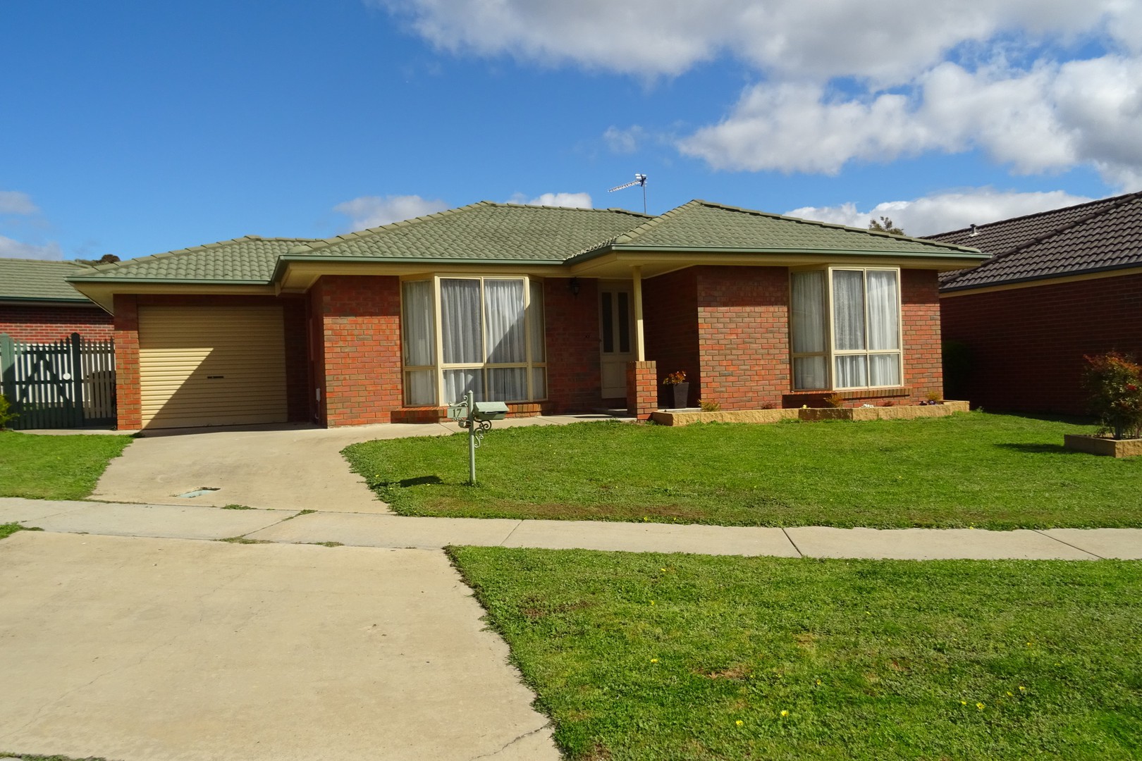 17 Adelle CourtStrathdale, VIC 3550  - Leased, Strathdale - Thumbnail 2
