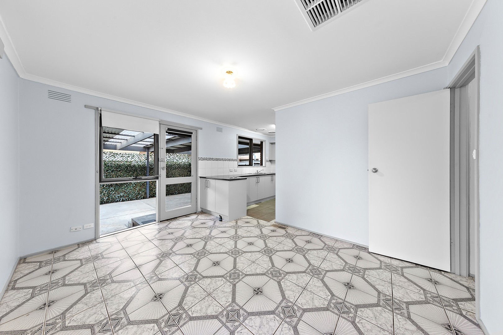 17 Alan Street, Kings Park, VIC 3021, Kings Park - Thumbnail 4