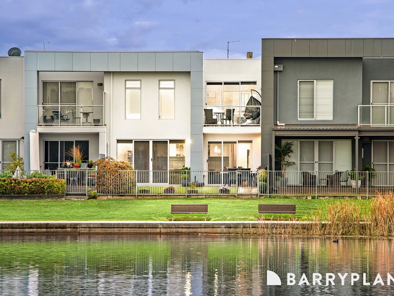 17 Albatross Drive, Pakenham, VIC 3810 - Image - 29/05/2026
