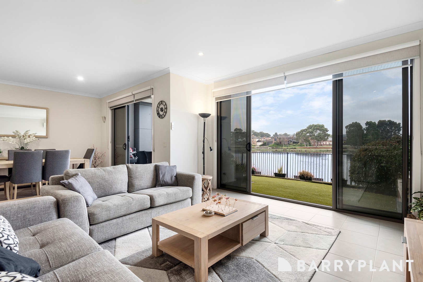 17 Albatross Drive, Pakenham, VIC 3810, Pakenham - Thumbnail 3
