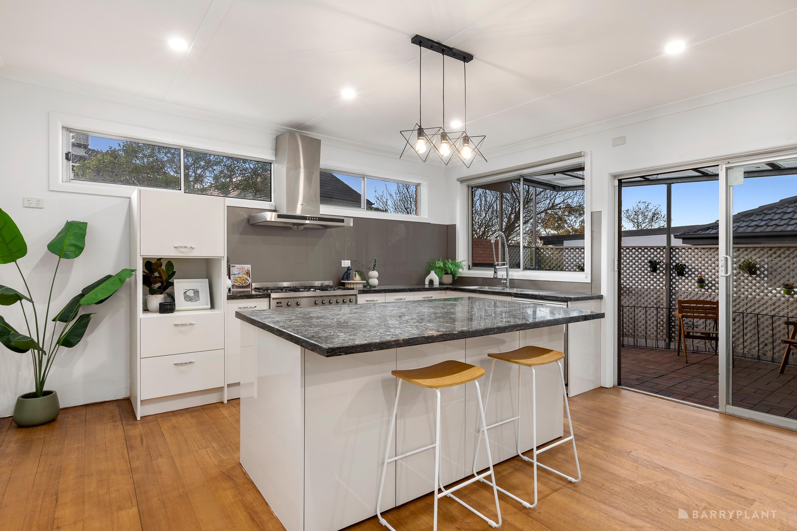 17 Alison Avenue, Bulleen, VIC 3105, Bulleen - Thumbnail 3