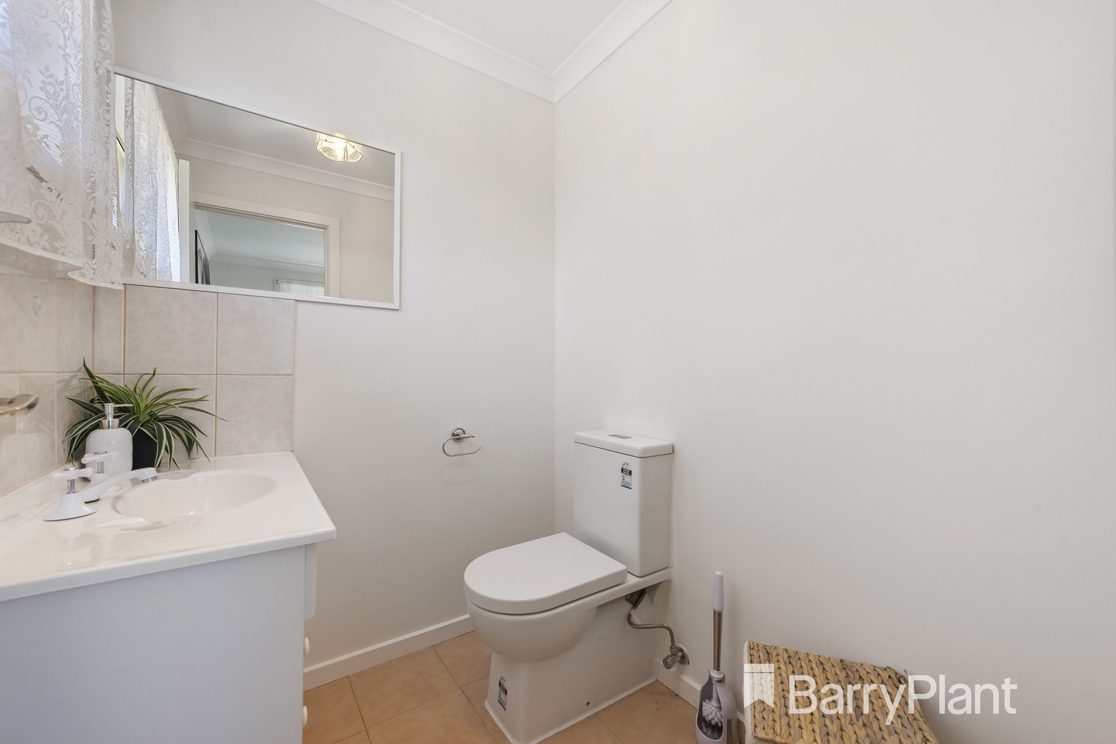 17 Atkin Street, Melton, VIC 3337, Melton - Thumbnail 6