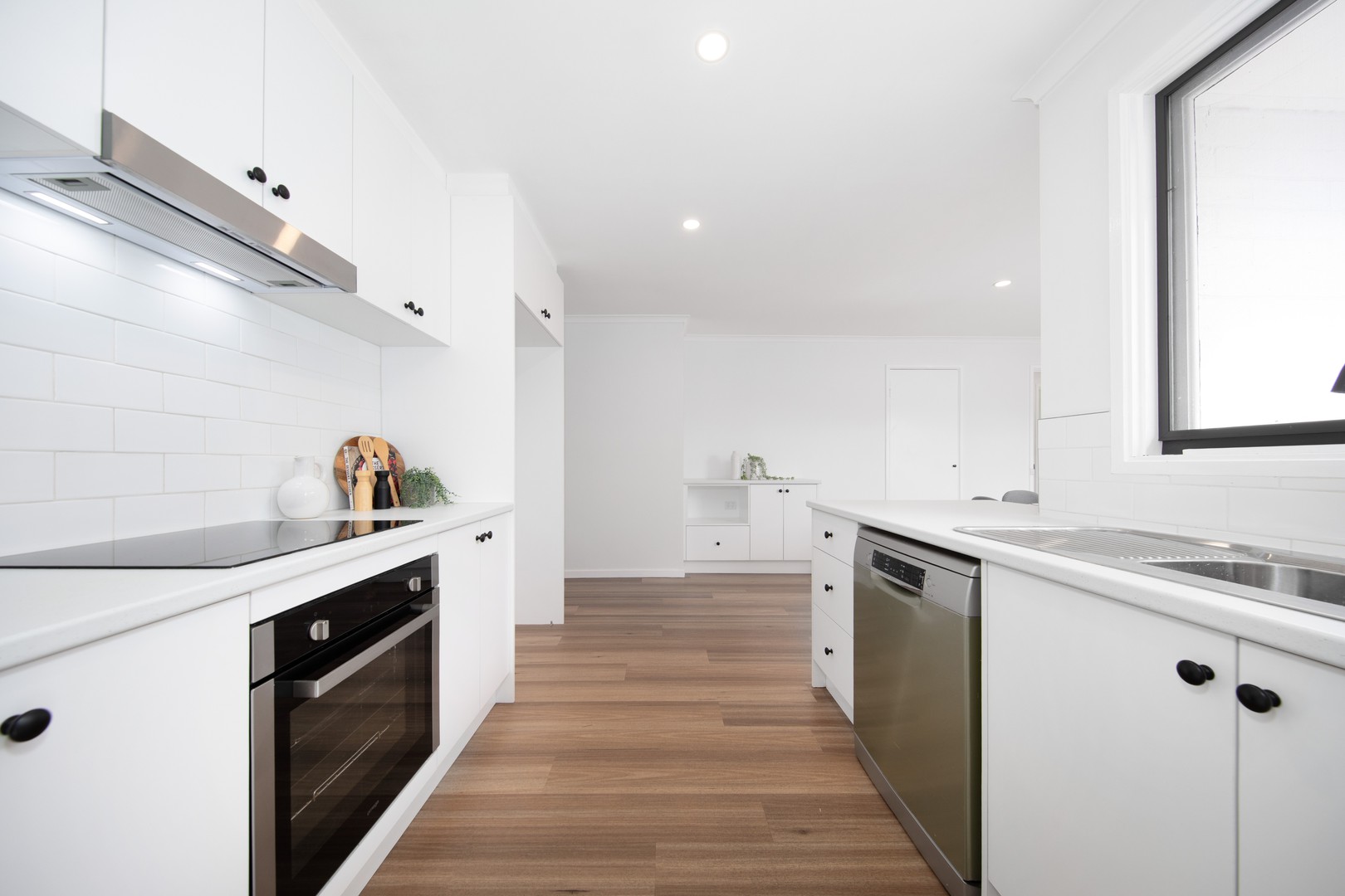 17 Aycliffe Drive, Deer Park, VIC 3023, Deer Park - Thumbnail 5