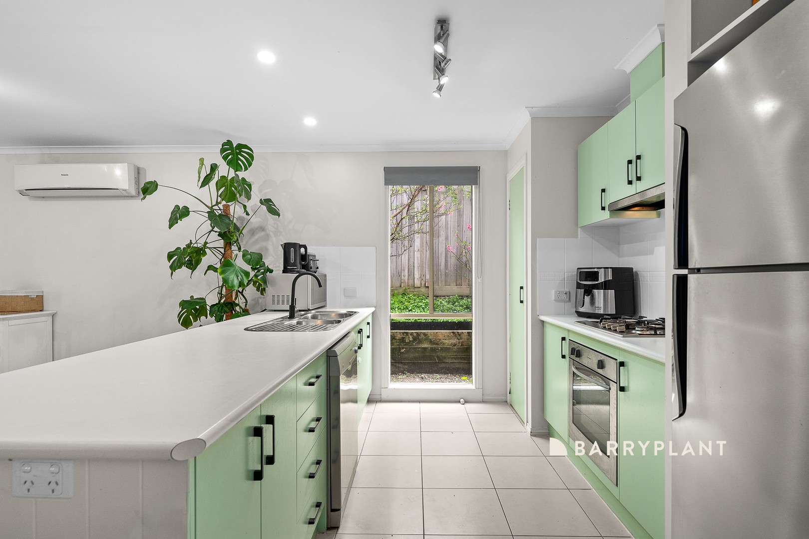 17 Ayesha Rise, Pakenham, VIC 3810, Pakenham - Thumbnail 4