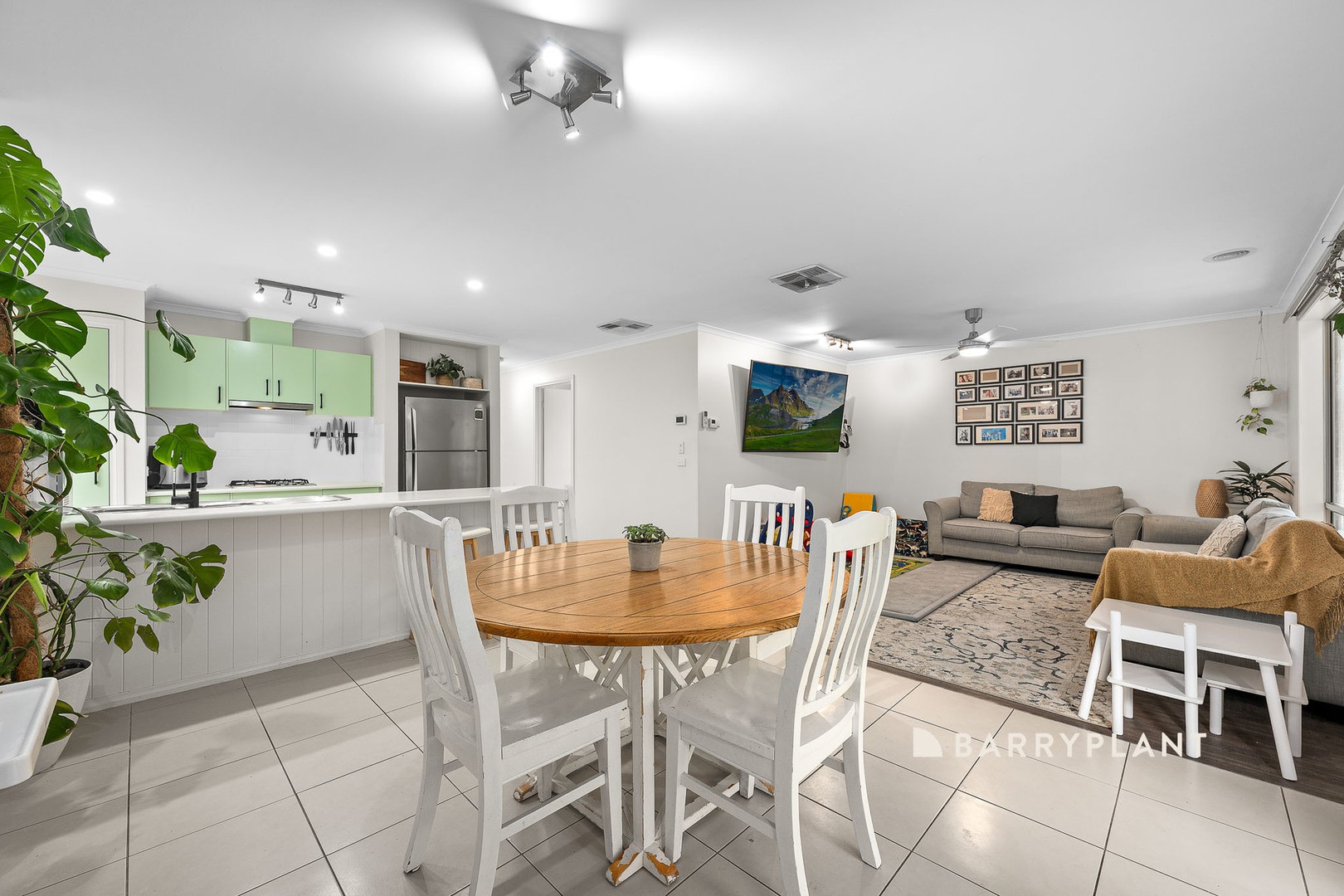 17 Ayesha Rise, Pakenham, VIC 3810, Pakenham - Thumbnail 6