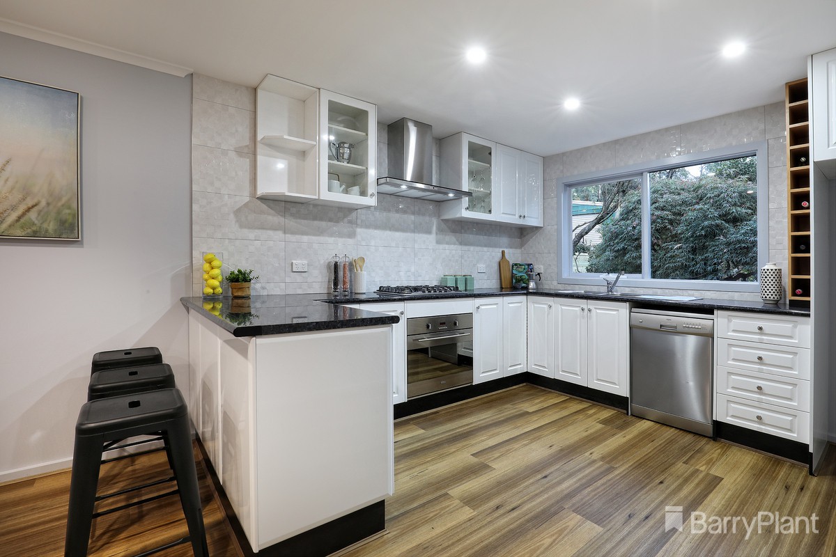 17 Beatty Parade, Cockatoo, VIC 3781, Cockatoo - Thumbnail 5