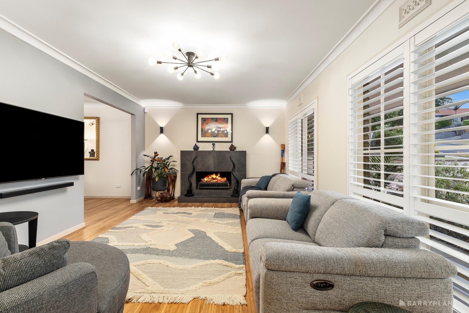 17 Bedervale Drive, Templestowe, VIC 3106 - Thumbnail 2 - 30/01/2026