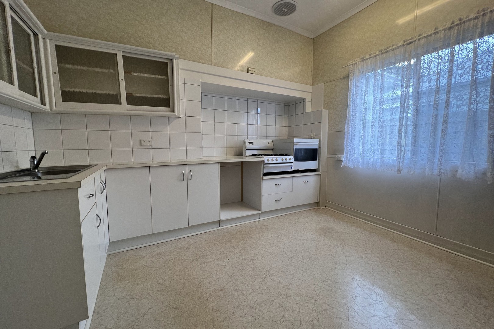 17 Belgrave Street, Coburg, VIC 3058, Coburg - Thumbnail 3