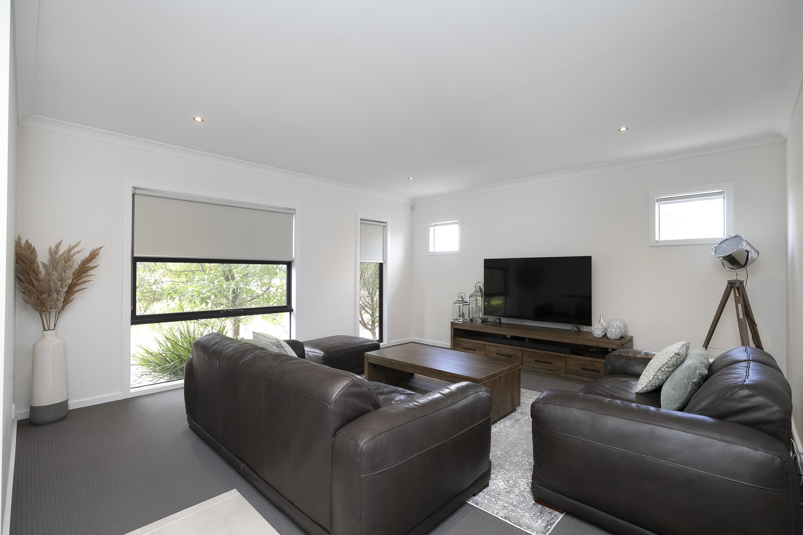 17 Bohr Walk, Fraser Rise, VIC 3336, Fraser Rise - Thumbnail 2