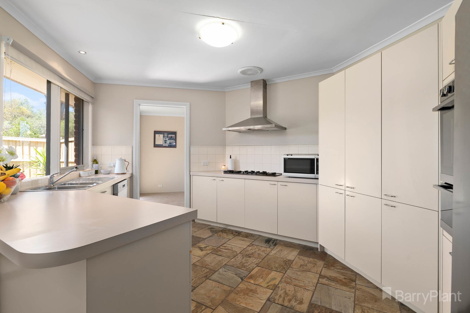 17 Boree CourtBerwick, VIC 3806, Berwick - Thumbnail 4