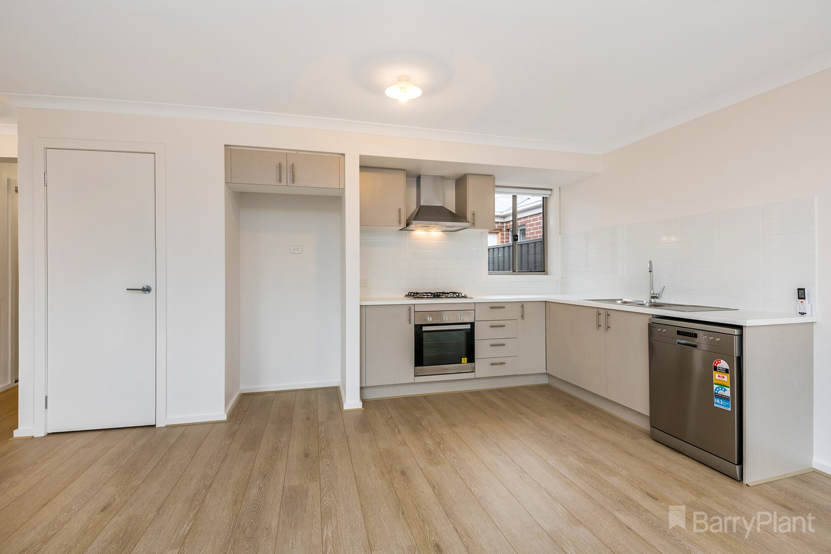 17 Bradfield LoopStrathfieldsaye, VIC 3551  - Leased, Strathfieldsaye - Thumbnail 4