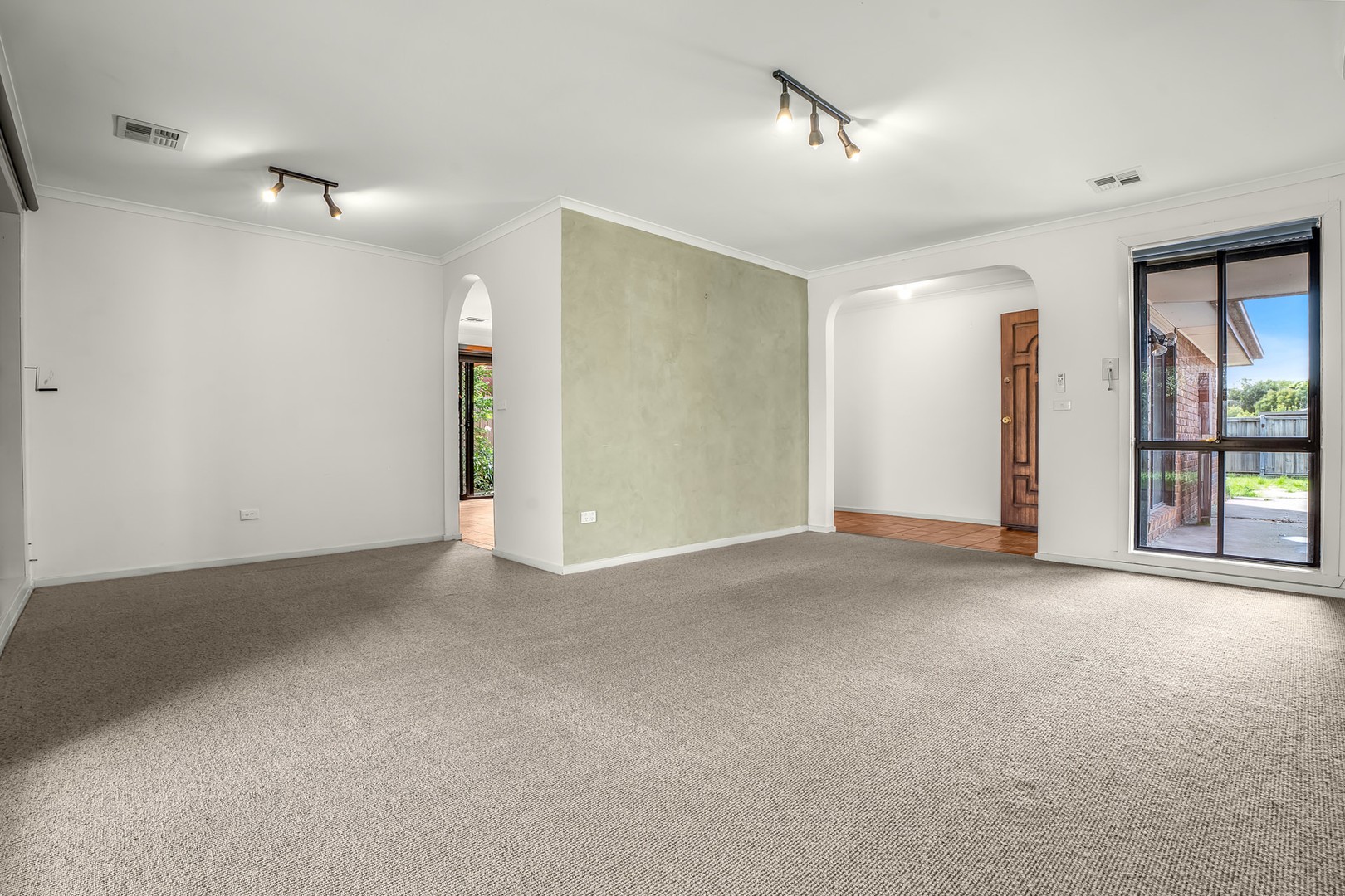 17 Brazilia Avenue, Kealba, VIC 3021, Kealba - Thumbnail 4