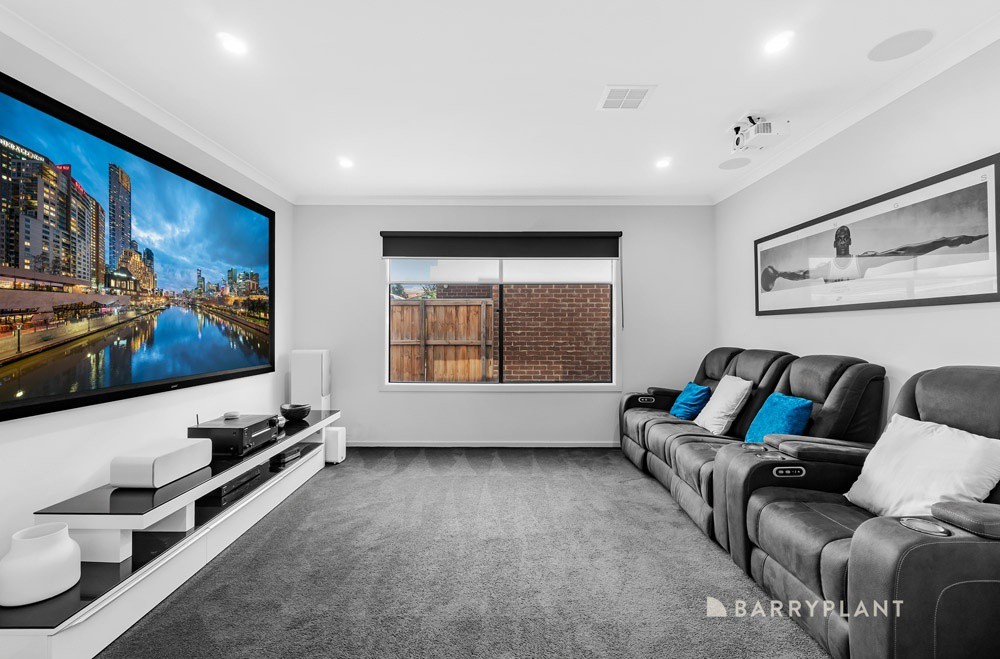 17 Bunurong Avenue, Wollert, VIC 3750 - Thumbnail 2 - 05/03/2025