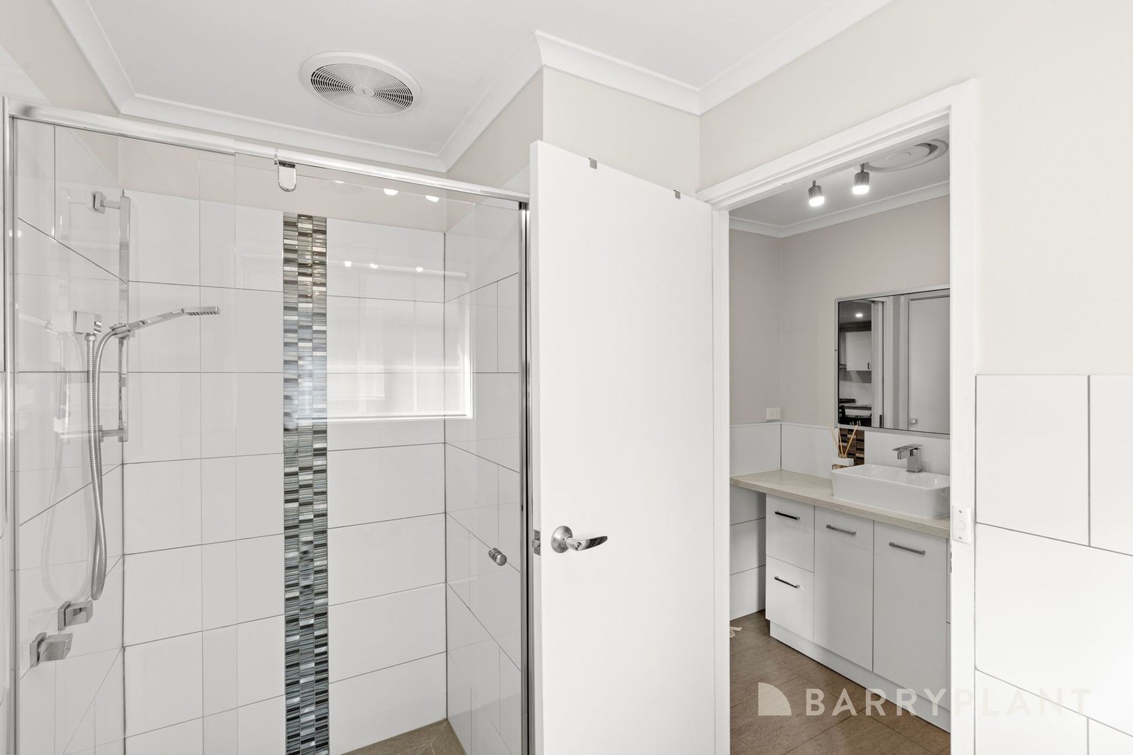 17 Burge Crescent, Hoppers Crossing, VIC 3029, Hoppers Crossing - Thumbnail 8