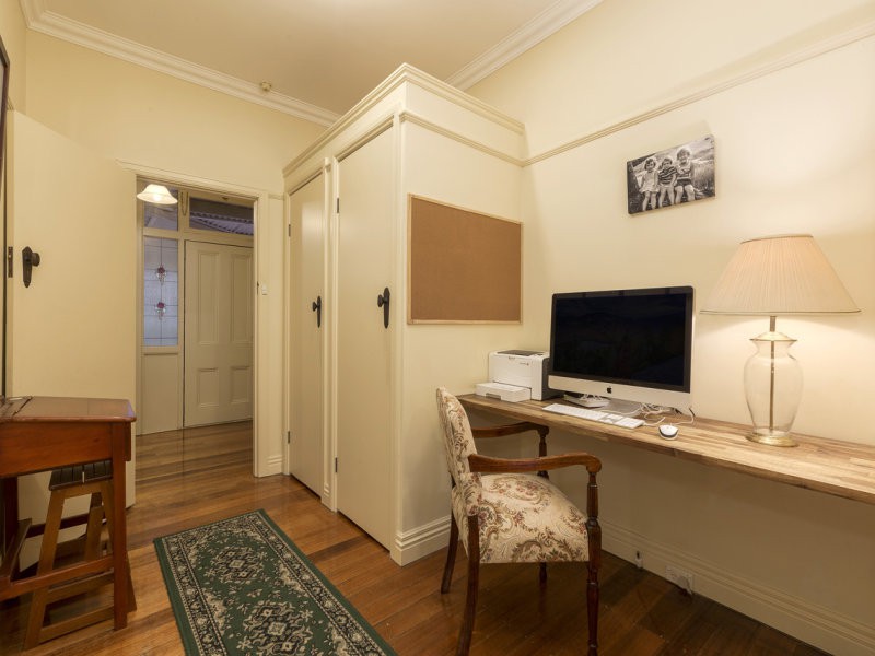 17 Burnett Street, Mitcham, VIC 3132, Mitcham - Thumbnail 3