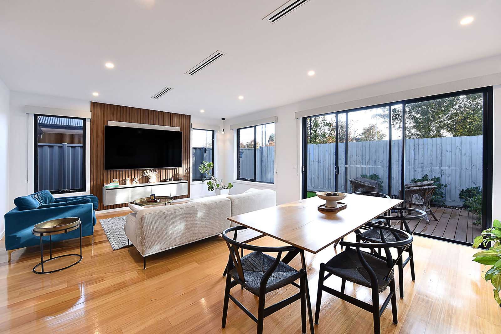 17 Burnleigh Dr, Gladstone Park, VIC 3043 - Thumbnail 1 - 23/06/2026