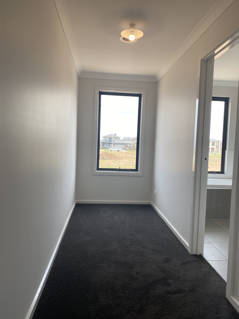 17 Cabin  Walk, Tarneit, VIC 3029, Tarneit - Thumbnail 8