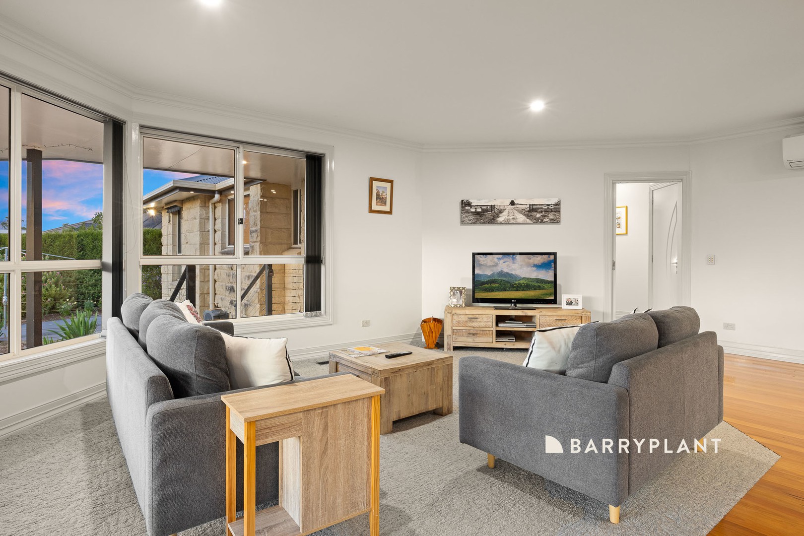 17 Canterbury Close, Drouin, VIC 3818, Drouin - Thumbnail 6