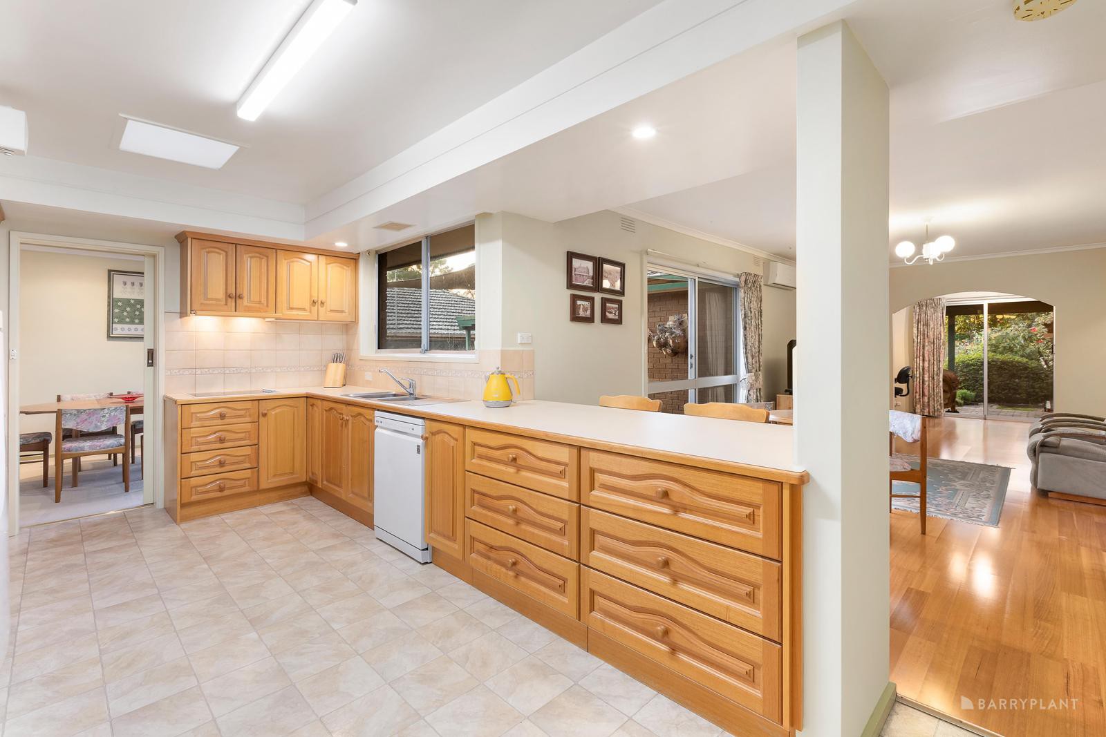 17 Cerberus Street, Donvale, VIC 3111, Donvale - Thumbnail 2