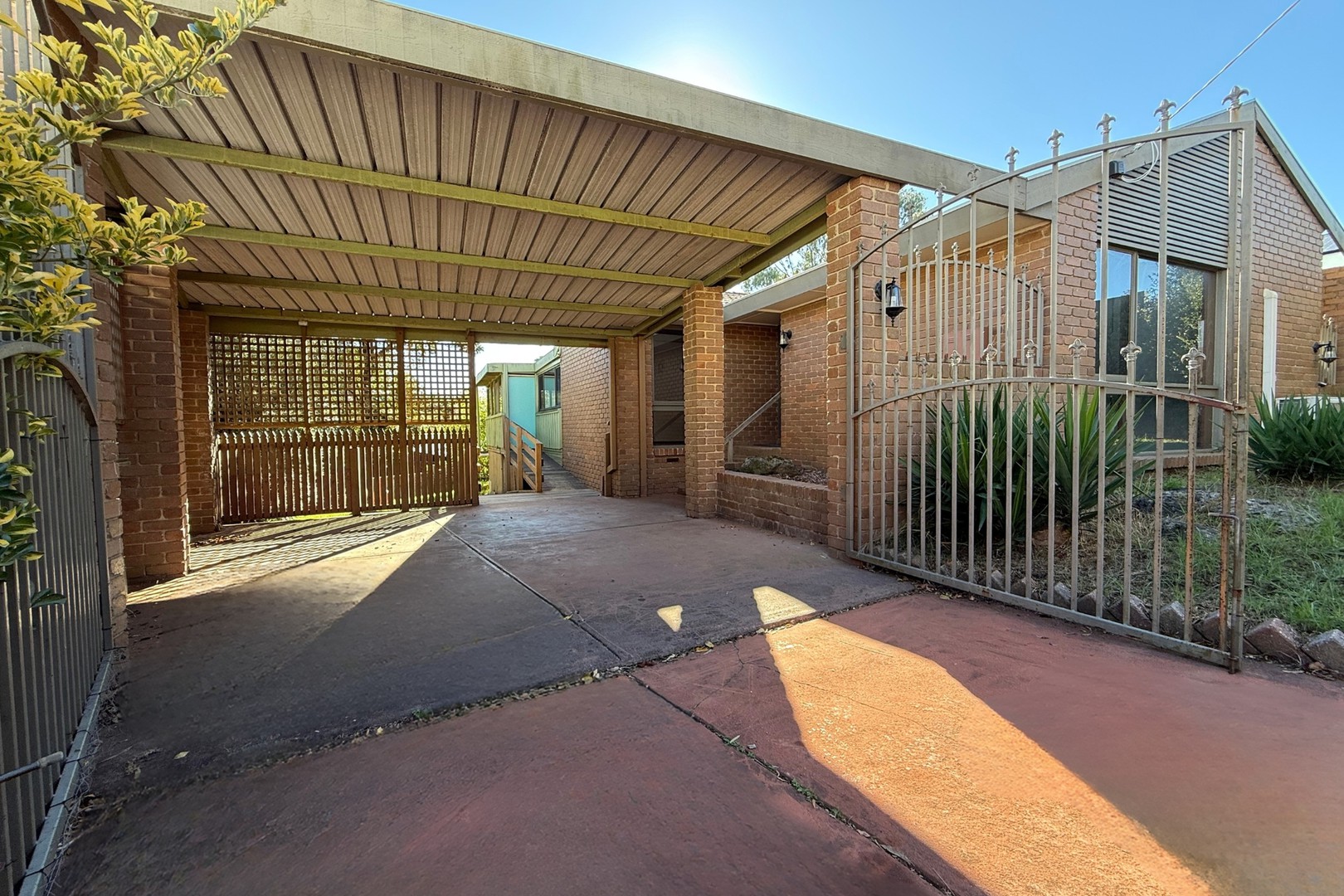 17 Charlotte Court, Frankston South, VIC 3199 - Thumbnail 2 - 20/05/2025