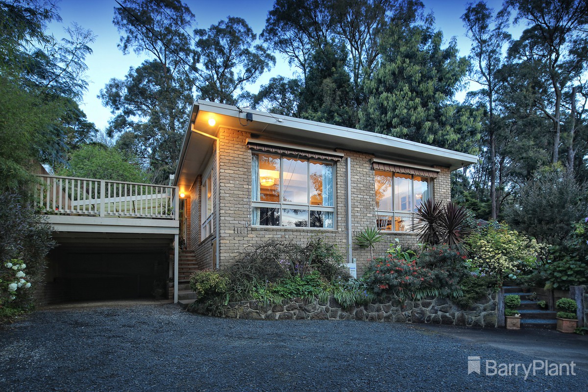 17 Charman AvenueEmerald, VIC 3782, Emerald - Thumbnail 2