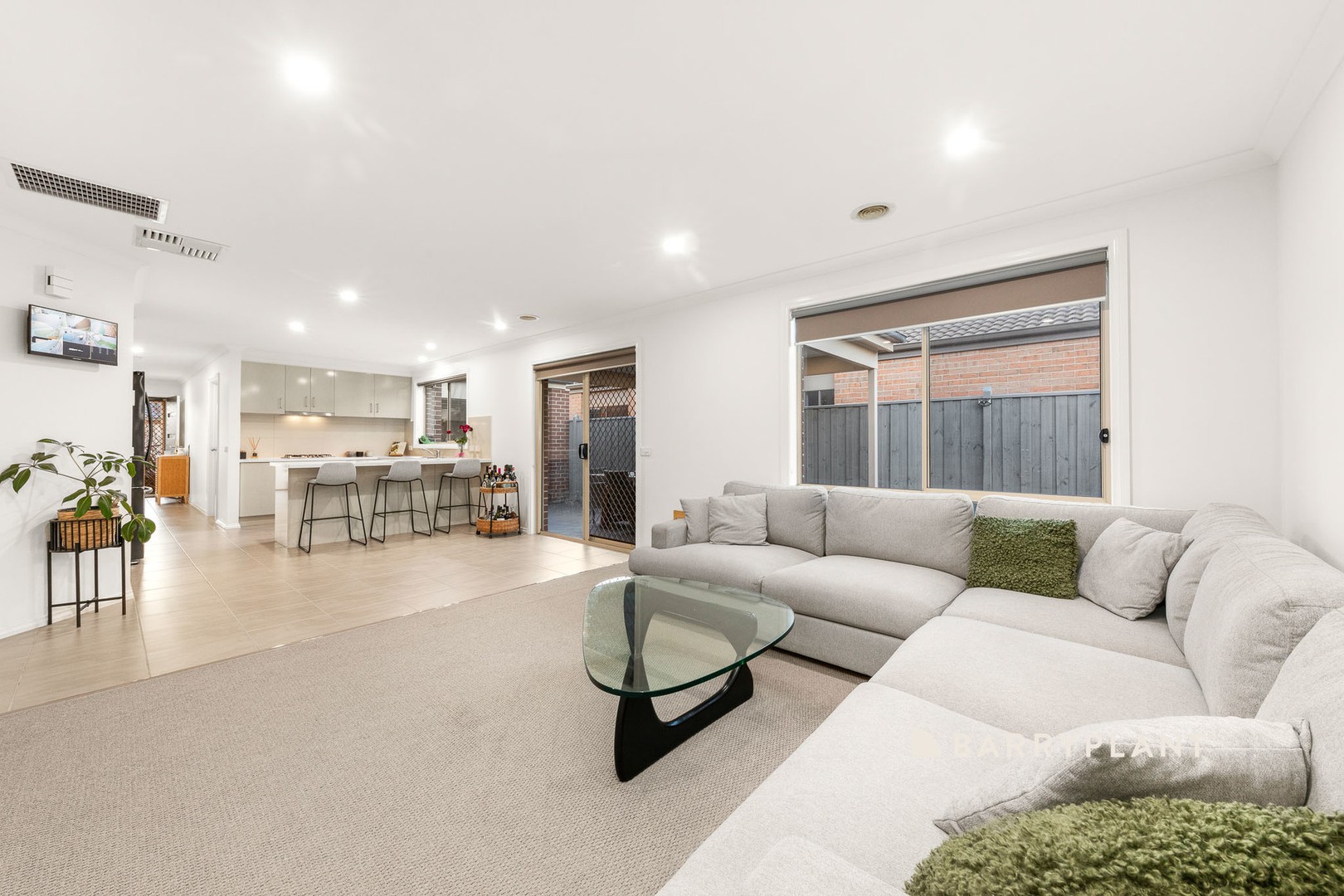 17 Cherrington Avenue, Officer, VIC 3809, Officer - Thumbnail 3