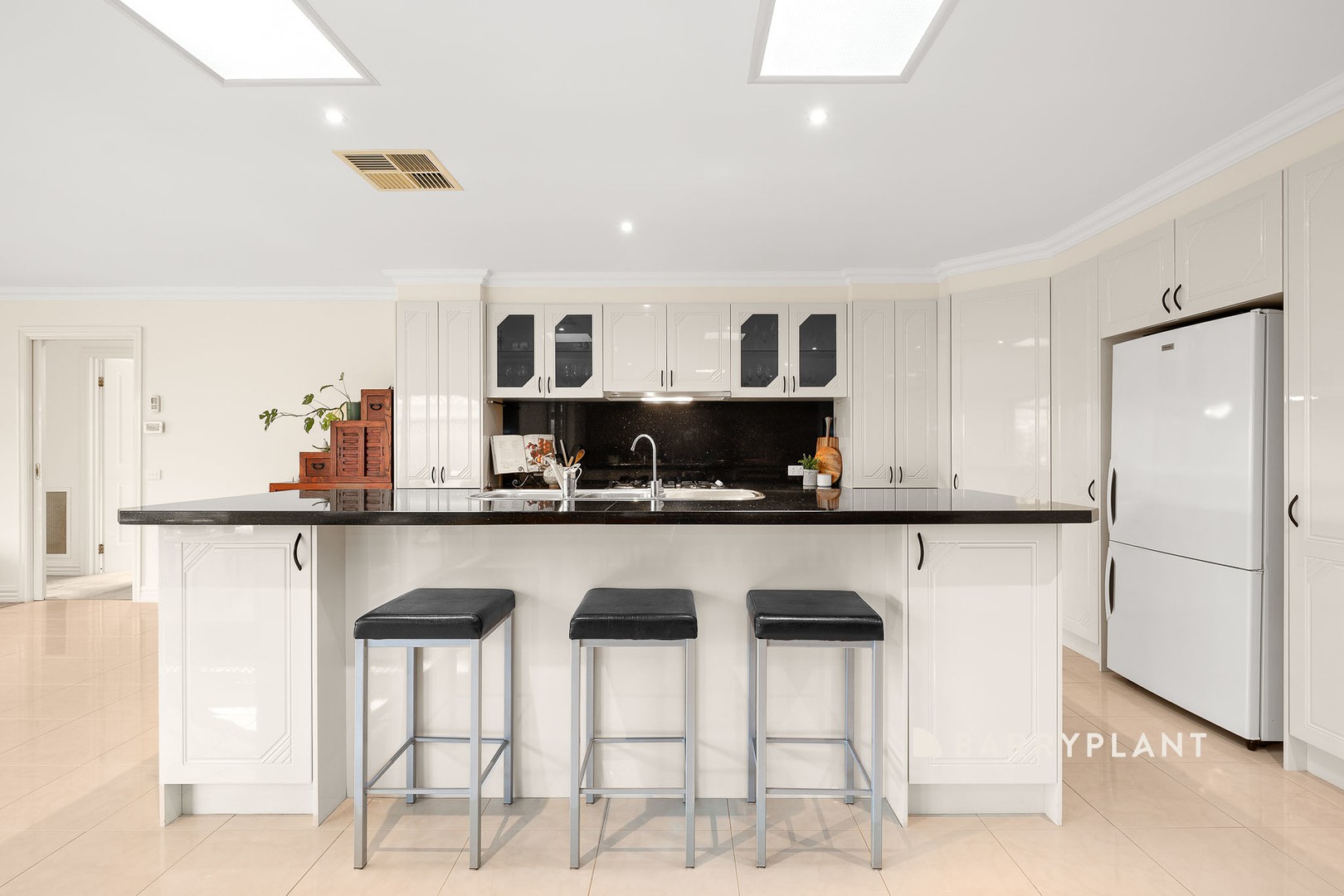 17 Clendon Street, Berwick, VIC 3806, Berwick - Thumbnail 4