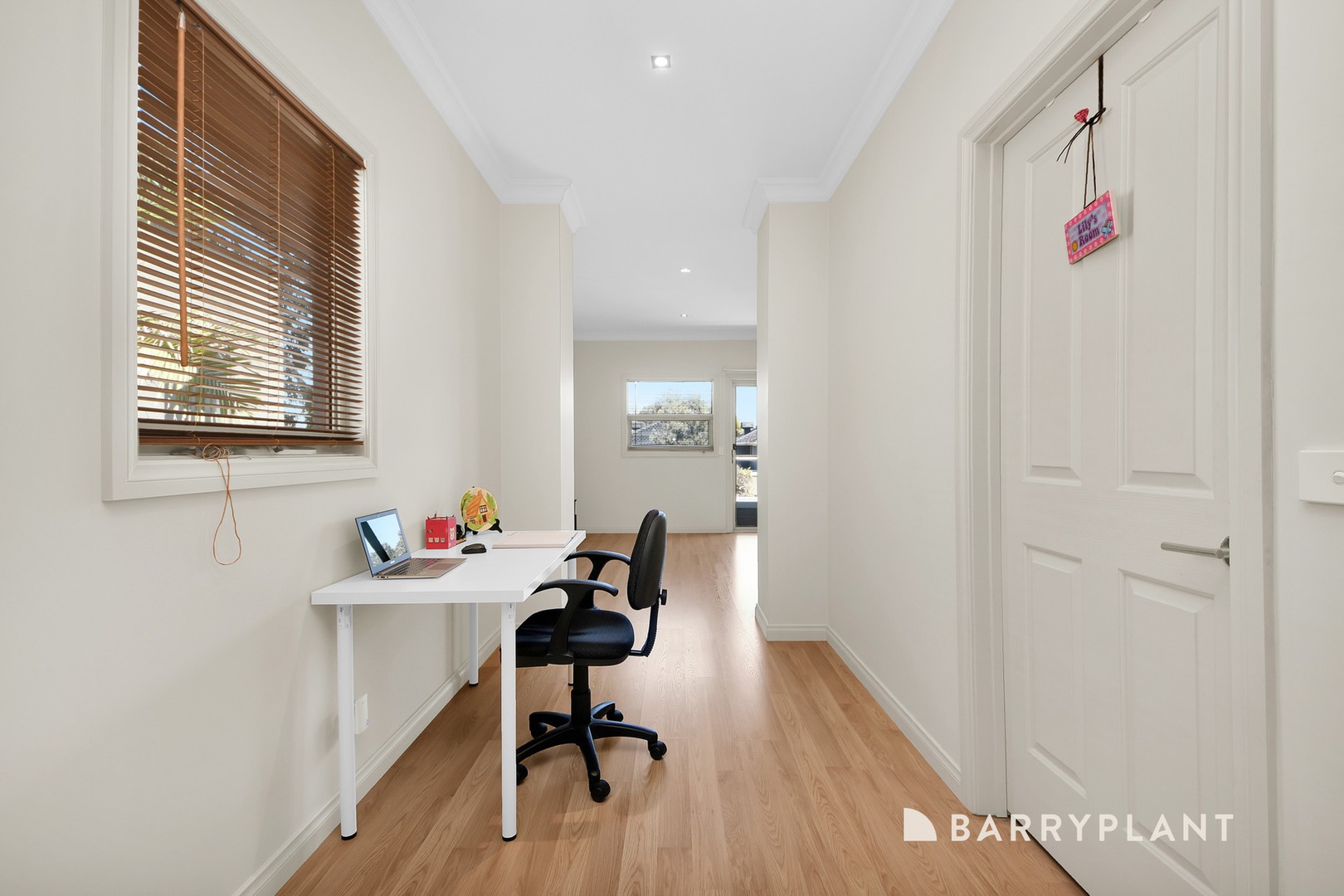 17 Cobb Street, South Morang, VIC 3752, South Morang - Thumbnail 3