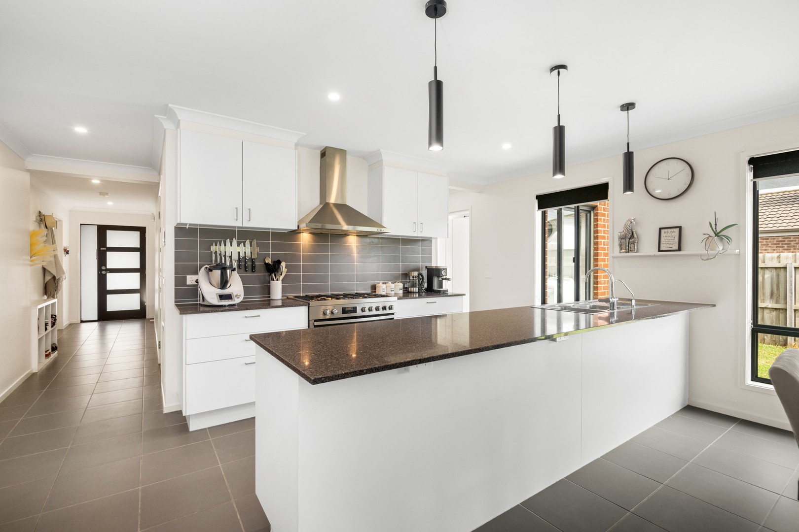 17 Coffee Rock Drive, Leopold, VIC 3224, Leopold - Thumbnail 2