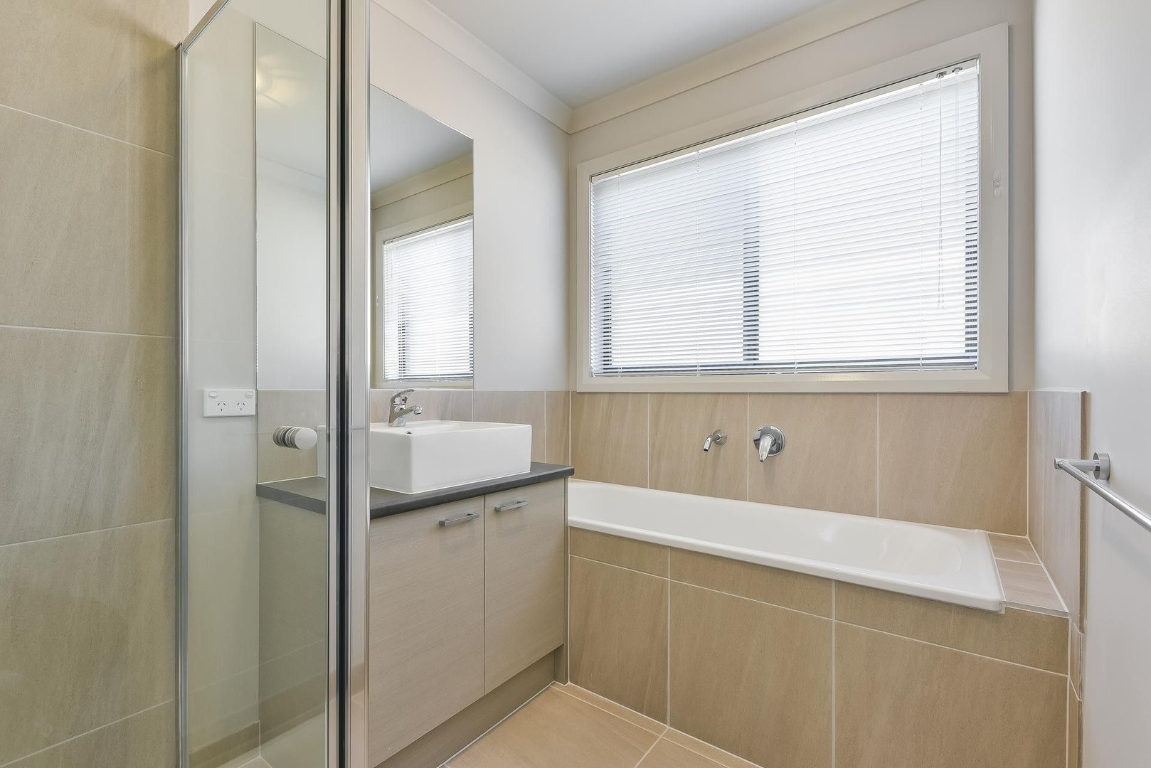17 Corella Rd, Armstrong Creek, VIC 3217, Armstrong Creek - Thumbnail 3