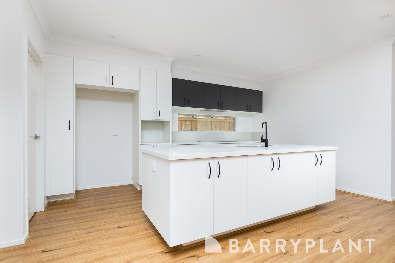 17 Coriander Street, Truganina, VIC 3029 - Thumbnail 2 - 25/03/2025