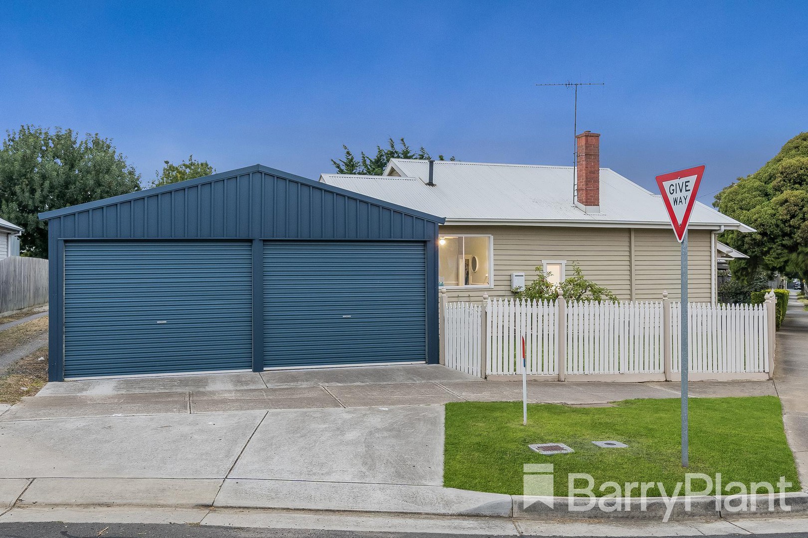 17 Corio StreetBelmont, VIC 3216, Belmont - Thumbnail 2