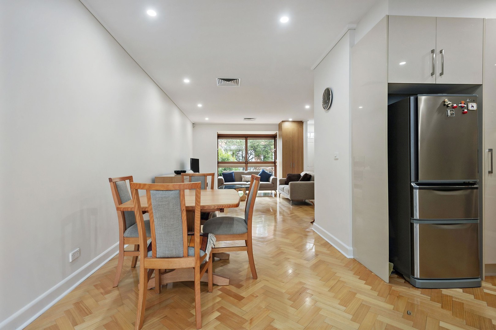 17 Cromwell Place, South Yarra, VIC 3141, South Yarra - Thumbnail 4