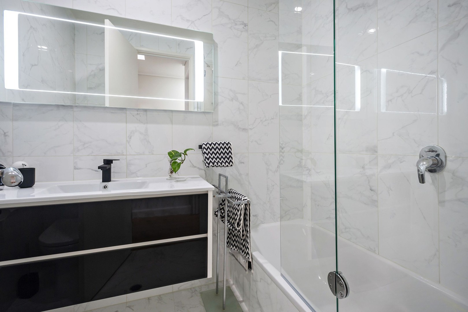 17 Cromwell Place, South Yarra, VIC 3141, South Yarra - Thumbnail 7