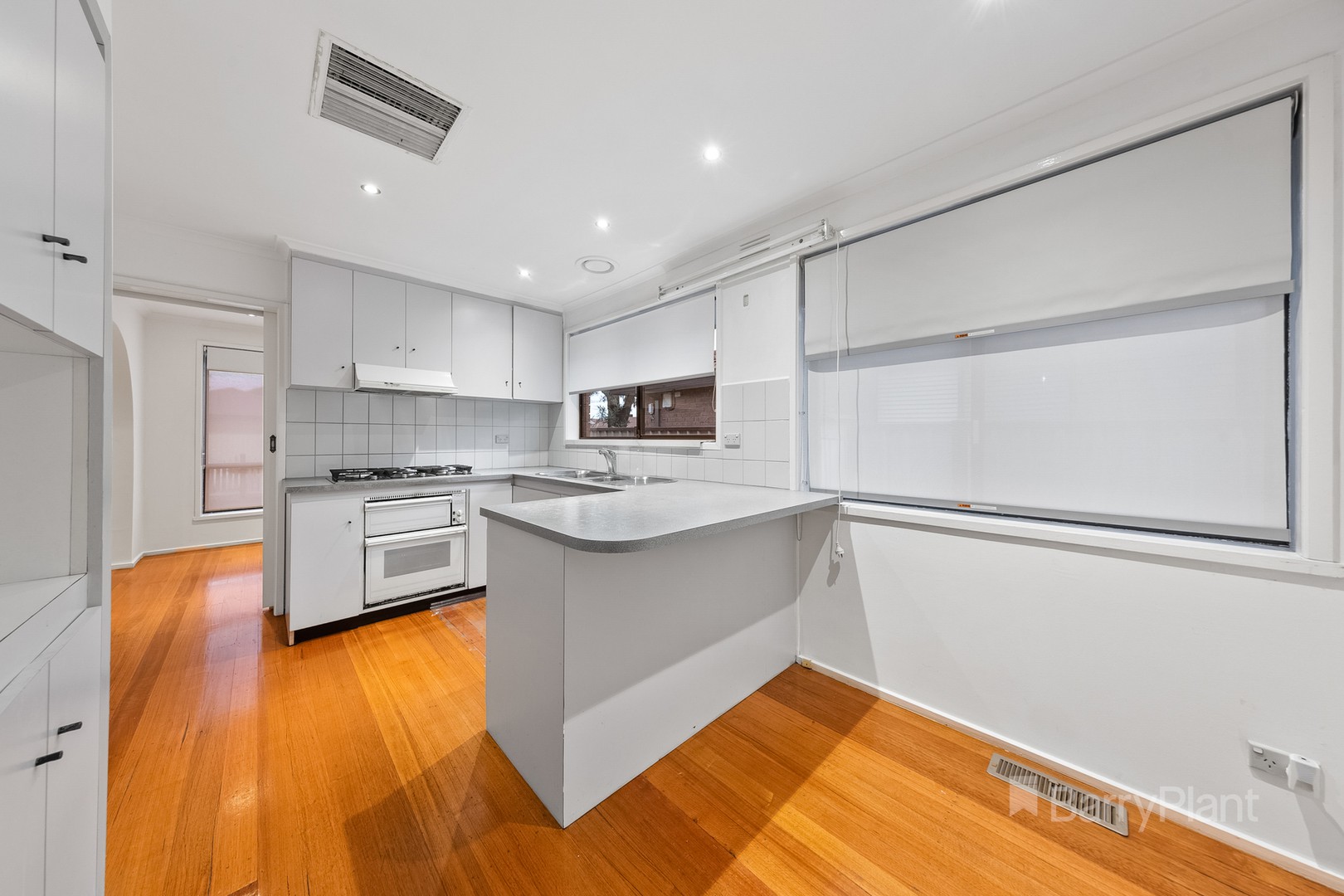 17 Cromwell Road, Kings Park, VIC 3021, Kings Park - Thumbnail 3