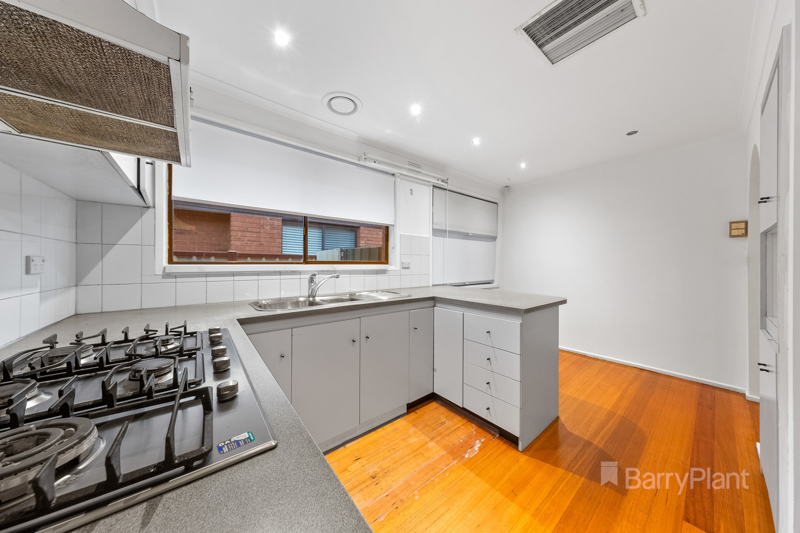 17 Cromwell Road, Kings Park, VIC 3021, Kings Park - Thumbnail 4