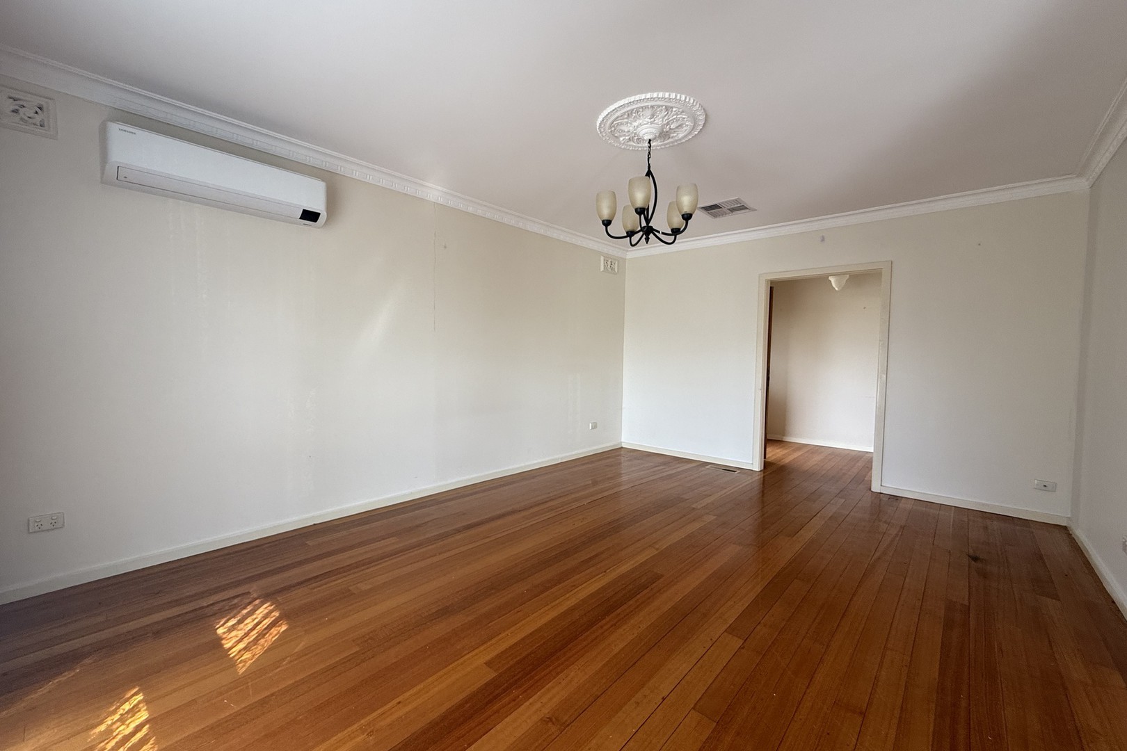17 Daimler Avenue, Keilor Downs, VIC 3038, Keilor Downs - Thumbnail 4