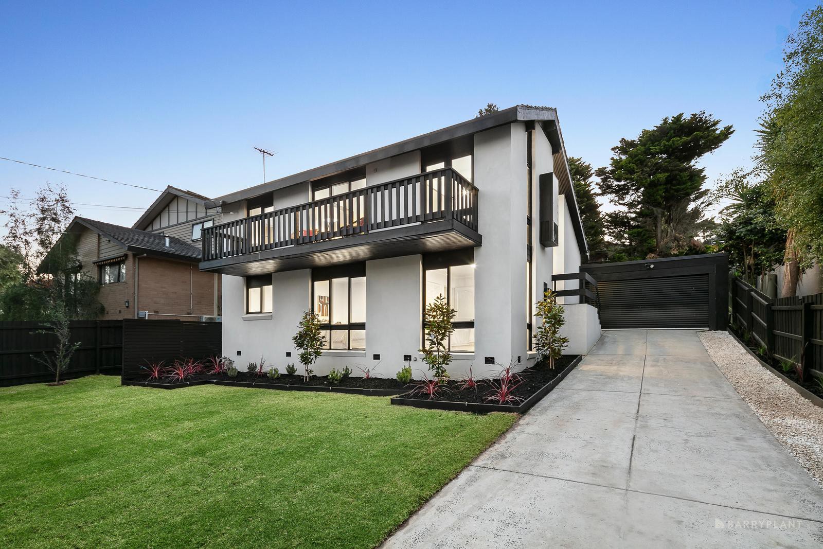 17 Dalroy Crescent, Vermont South, VIC 3133 - Thumbnail 2 - 12/11/2024